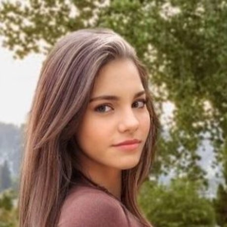 Lissiunlauf adult actress photo