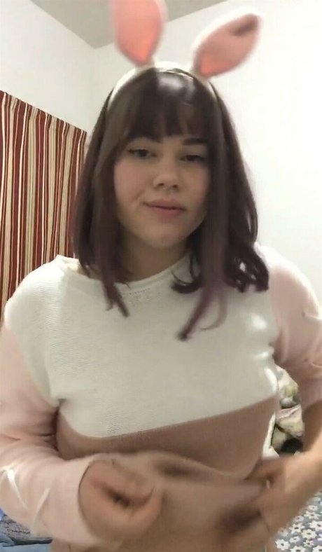 Isabela Isaadolas naked actress pics