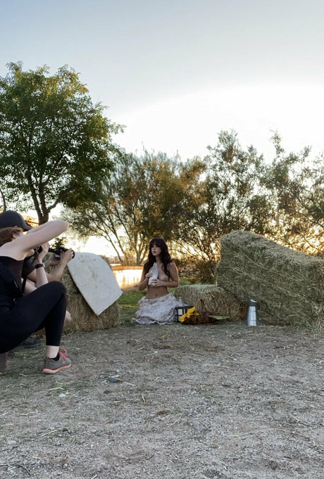 Reedsuicide xxx star photo