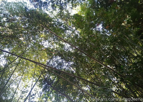 avliequeena nudes actress pics