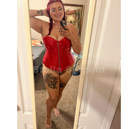 stellaserpent hot star pics