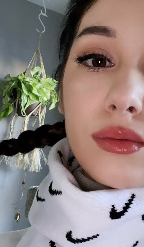 Mamiii111 beautiful pornstar img