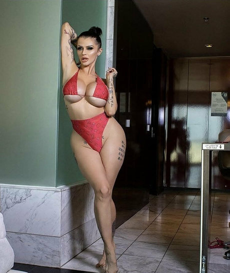 joslynjames pornstar nudes pics