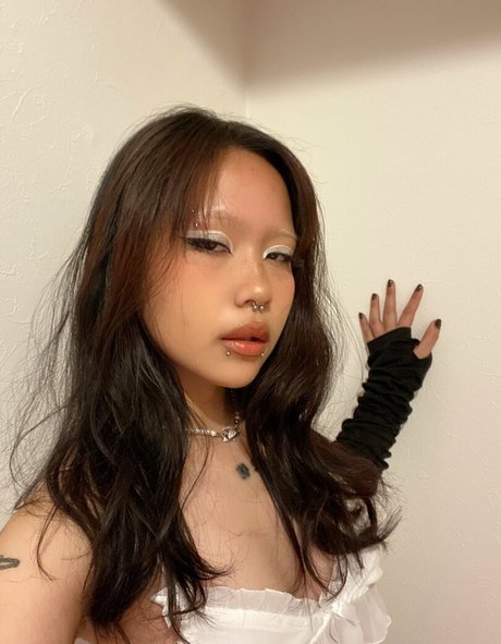 yacchi nudes star photo