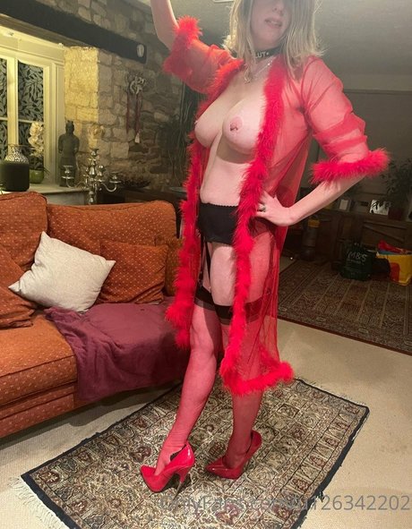 Charlie Cat xxx actress archive