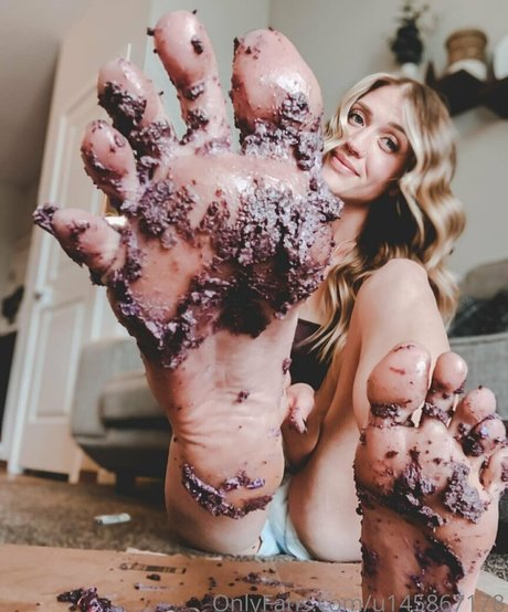 Olivia Jo porn model img