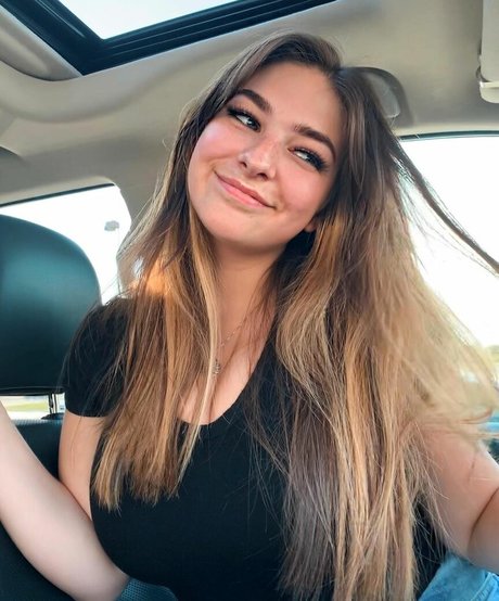 skinny ebony teen onlyfans hd pic