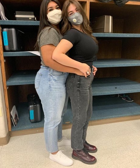 Sarah Lynne Marie hd pornstar pic