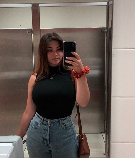 Sarah Lynne Marie sexy pornstar pictures