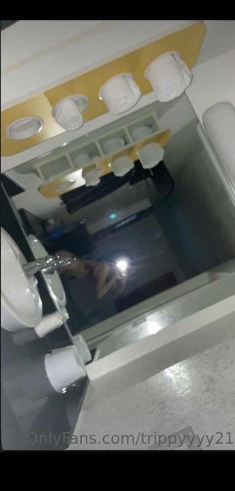 trippyyyy21 nude pornstar photos