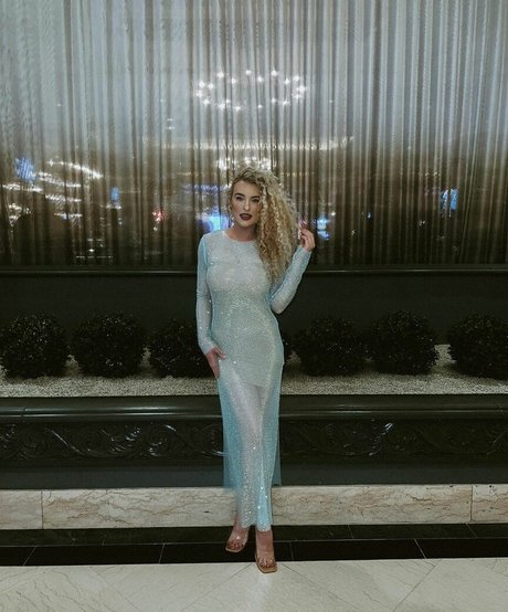 asian cheerleader onlyfans nude images