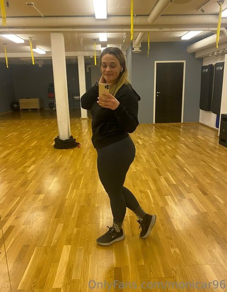 monicar96 top pornstar pics