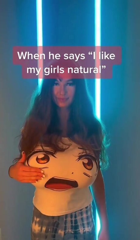 Estallia star nude photos