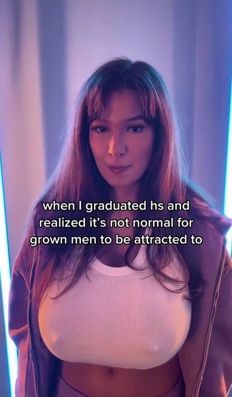 Estallia art actress photo