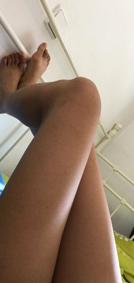 curvy girls onlyfans adult photo