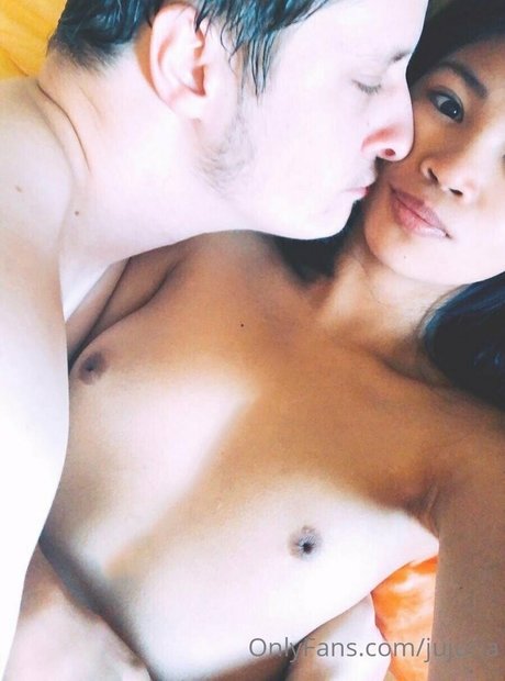 jujuna star erotic image