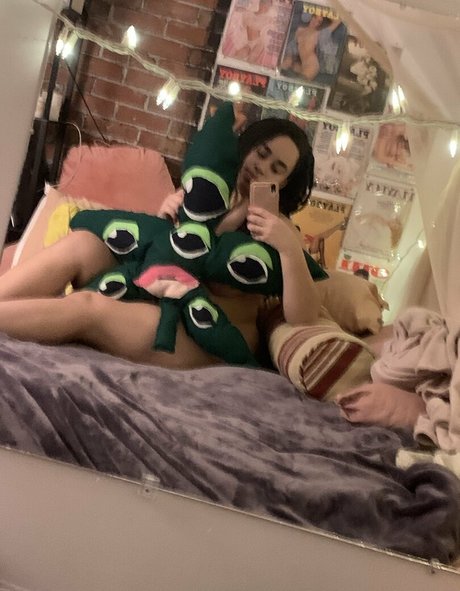 hotpocketprincess nice model gallery