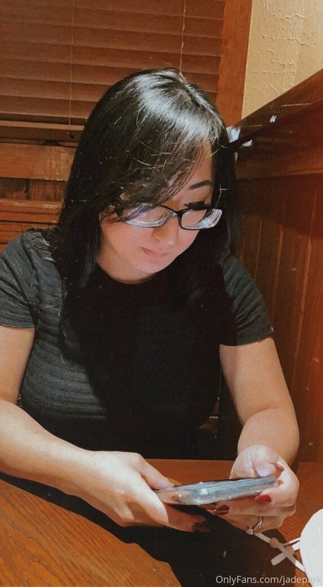 persephone27x porn model image