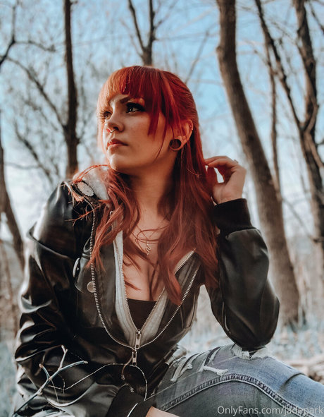 persephone27x exclusive star photo