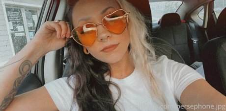 persephone27x nude pornstar pics