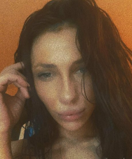 rileyyryderr nude pornstar photo