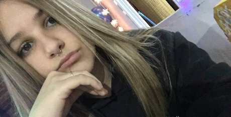 Agus Loudeiro free model pics