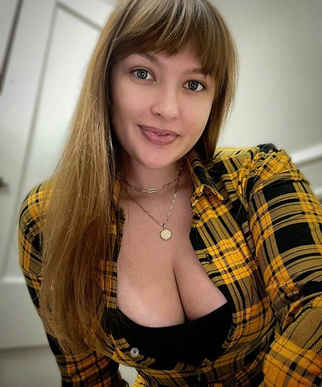 thatawfulgirl model nude pictures