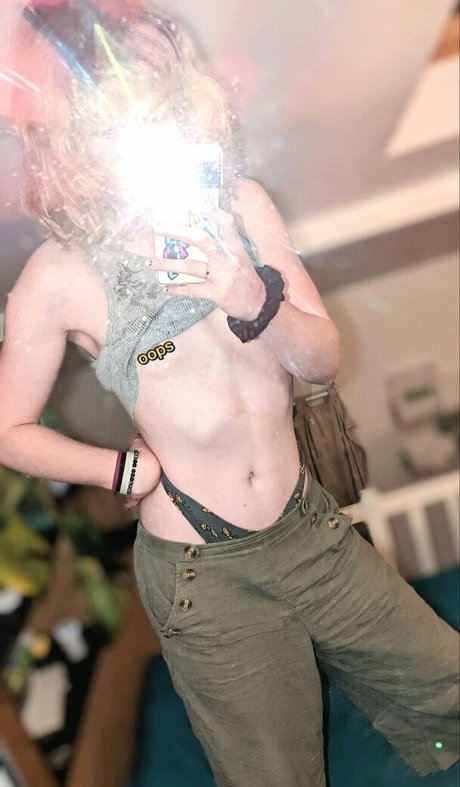 NeriiLune star hot img