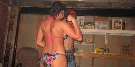 reverse gangbang onlyfans free porn img