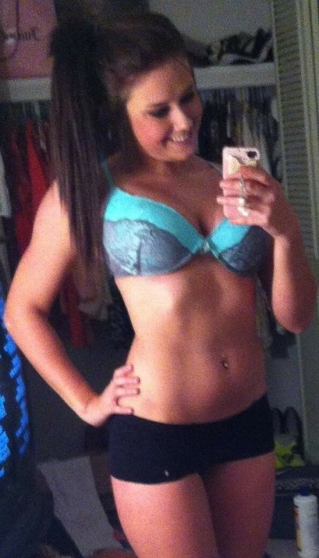 Daria Thibault star top photo