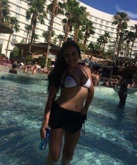 Daria Thibault perfect pornstar image