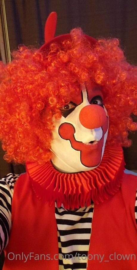 toony clown naked actress galleries