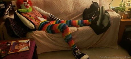 toony clown sex model archive