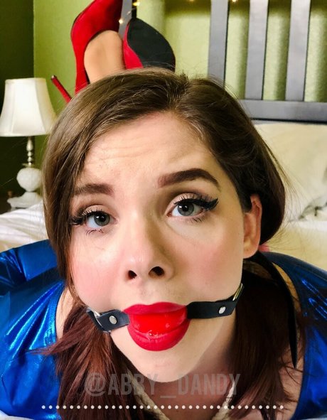 dandyindistress pornstar erotic photos