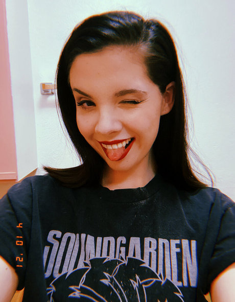 dandyindistress model img