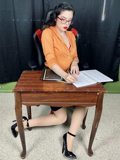 dandyindistress model nudes archive