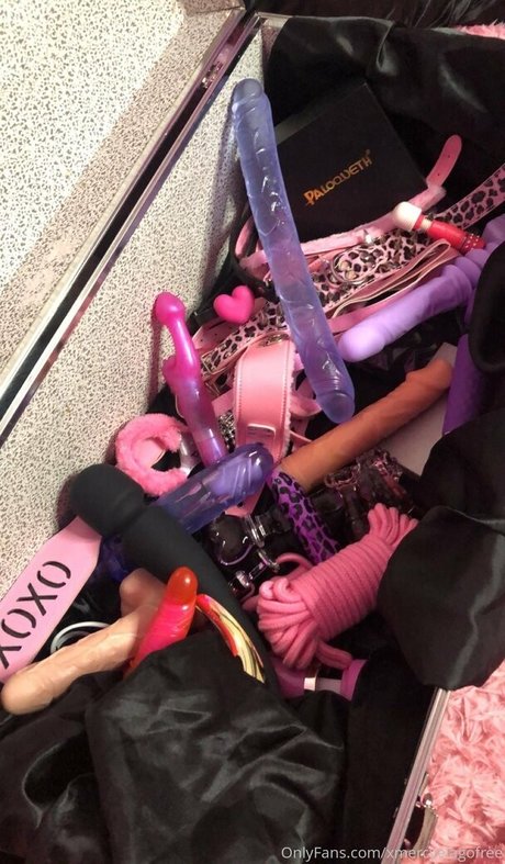 blonde famous onlyfans hot xxx pic