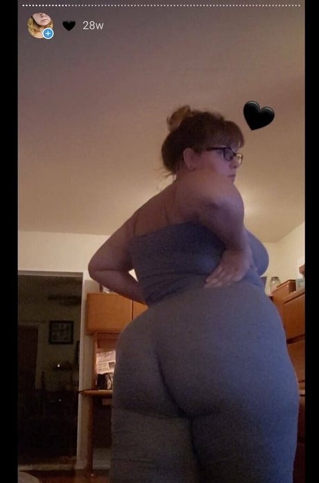 fatassgoddess model porn photo