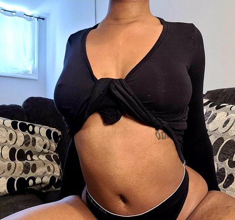 deedeebee96 model sex images