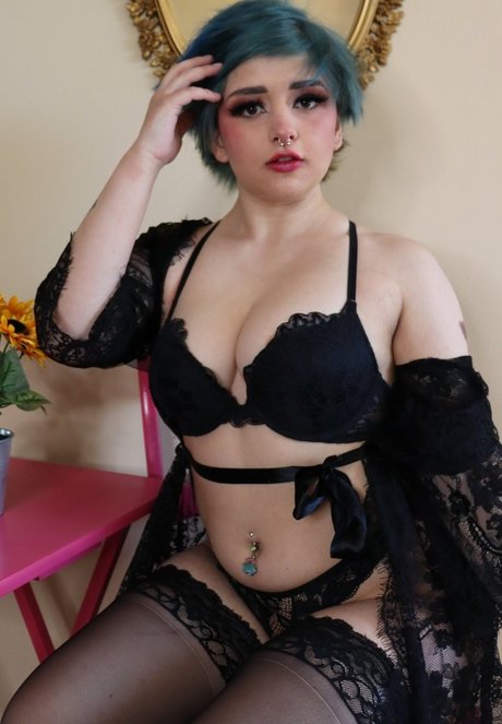 Kirihill top actress picture