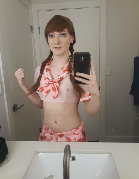 rileycross model adult picture