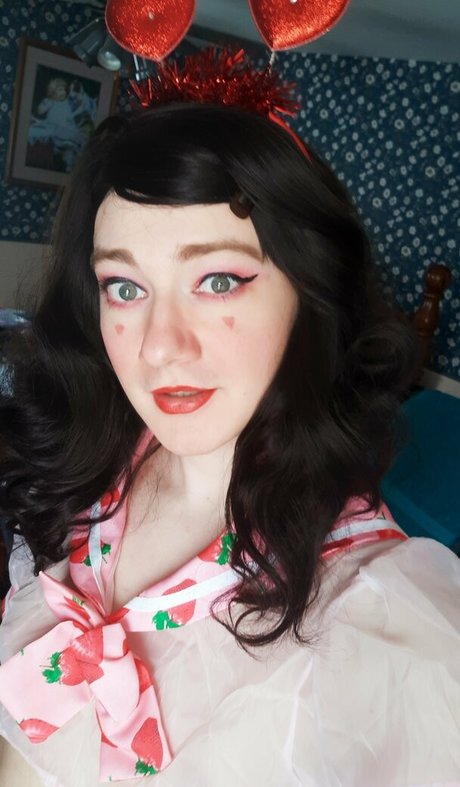 rileycross nude actress picture