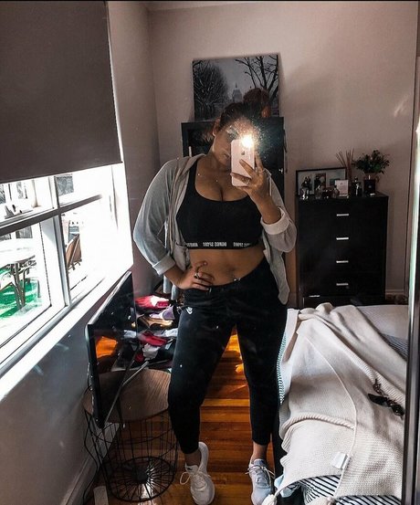 Chloe C model free galleries