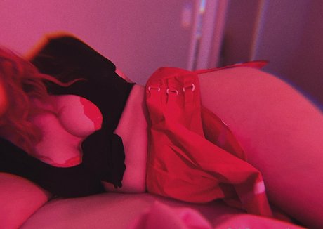 kyramox best model pictures