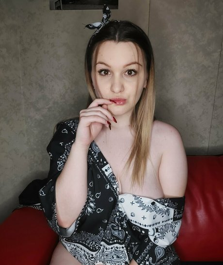 styanogra xxx model gallery