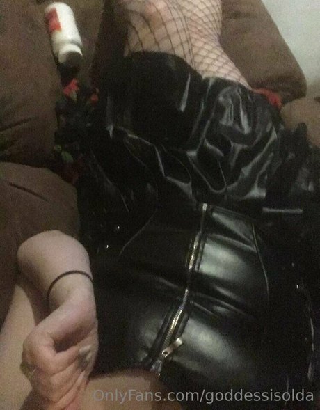 goddessisolda model nudes pics