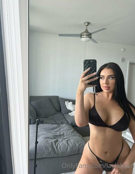 laylabron nudes model picture