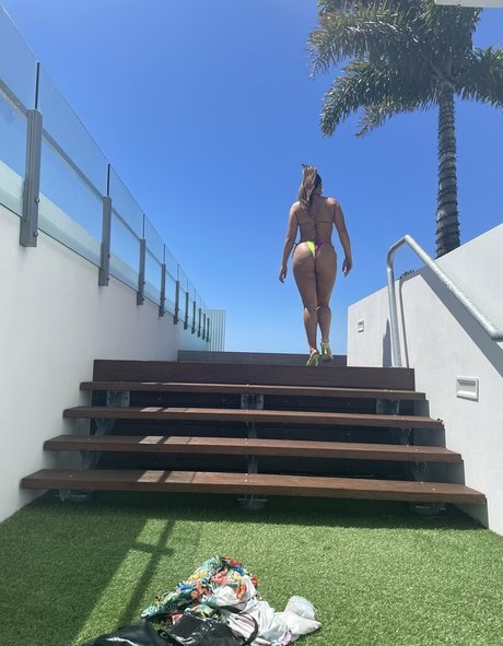 shanteldee12 sexy pornstar image