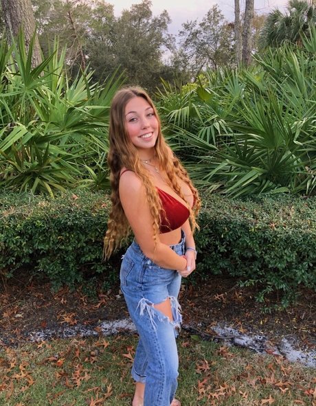 Makenna Adams Quick model image