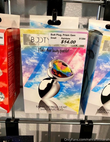 rahrahitssarah Quick model image